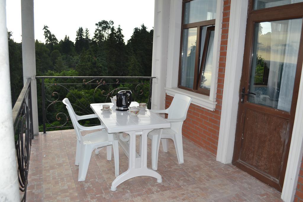 Sunny Hotel Batumi Makhinjauri Ngoại thất bức ảnh