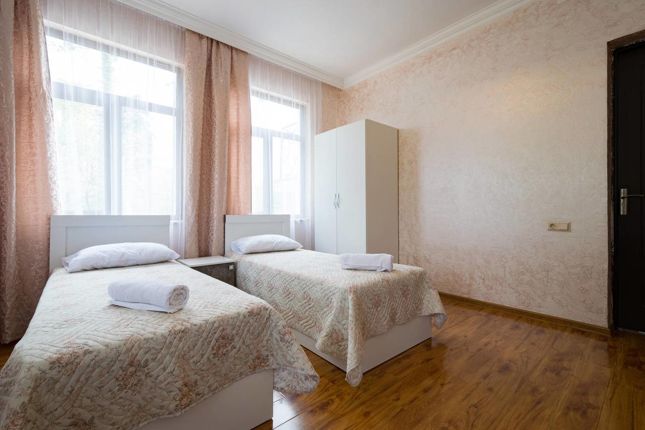 Sunny Hotel Batumi Makhinjauri Ngoại thất bức ảnh