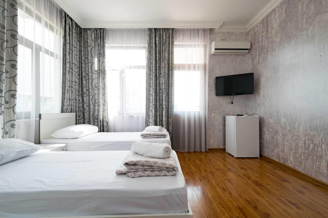 Sunny Hotel Batumi Makhinjauri Ngoại thất bức ảnh