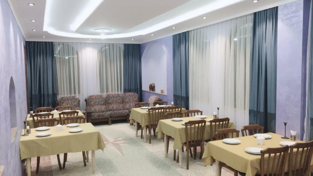 Sunny Hotel Batumi Makhinjauri Ngoại thất bức ảnh